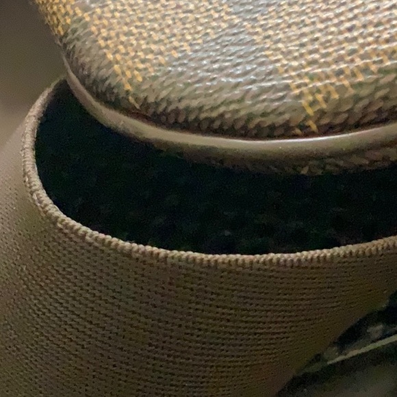 *** SOLD *** Authentic Louis Vuitton Damier Bosphore - Picture 8 of 13